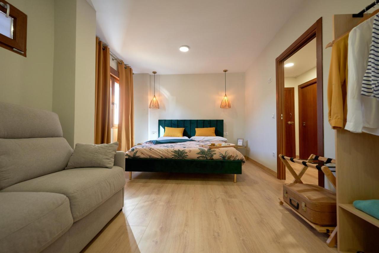 Duplex Casa De Las Argollas Grand Suite Parking Gratis Plasence Extérieur photo