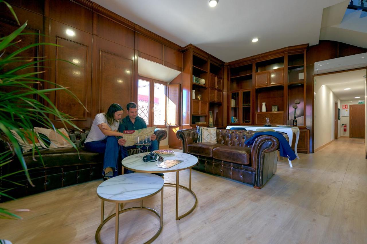 Duplex Casa De Las Argollas Grand Suite Parking Gratis Plasence Extérieur photo